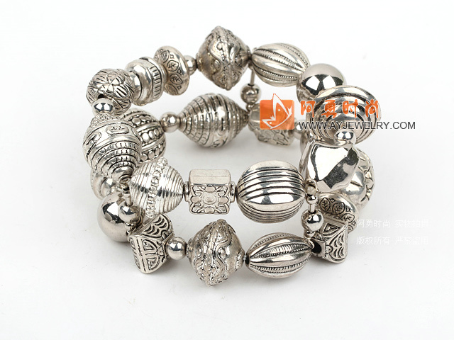 饰品编号:Y836  我们主要经营 手链、项链、耳环、戒指、套链、吊坠、手机链、请方问我们的网站 www.ayjewelry.com