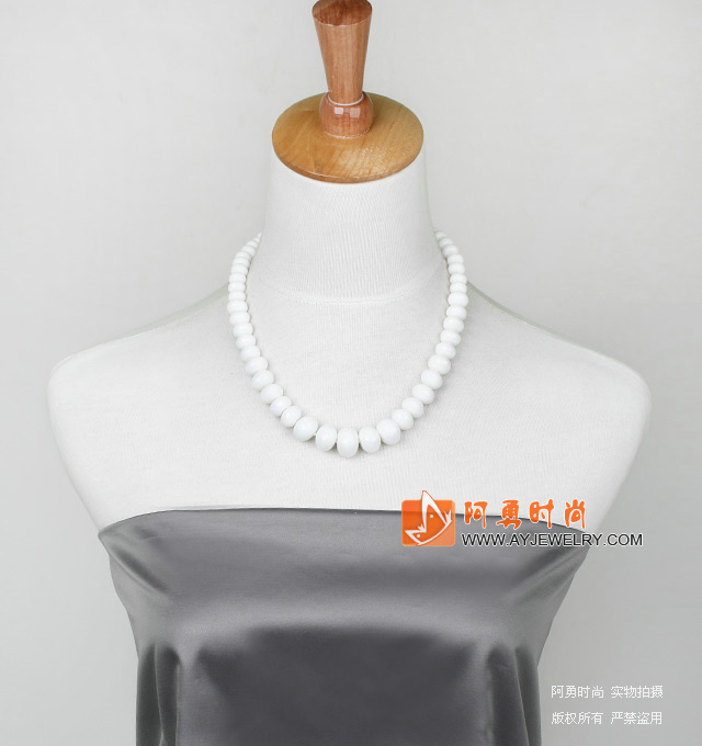 饰品编号:L1003  我们主要经营 手链、项链、耳环、戒指、套链、吊坠、手机链、请方问我们的网站 www.ayjewelry.com
