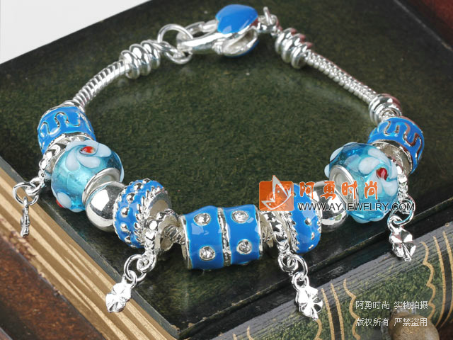 饰品编号:L304  我们主要经营 手链、项链、耳环、戒指、套链、吊坠、手机链、请方问我们的网站 www.ayjewelry.com