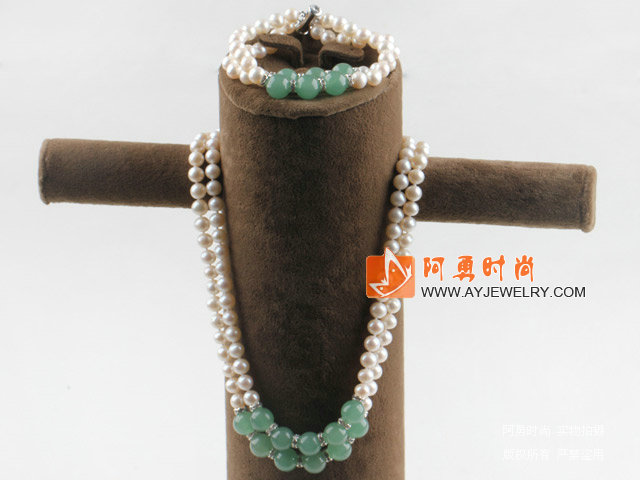饰品编号:T390  我们主要经营 手链、项链、耳环、戒指、套链、吊坠、手机链、请方问我们的网站 www.ayjewelry.com