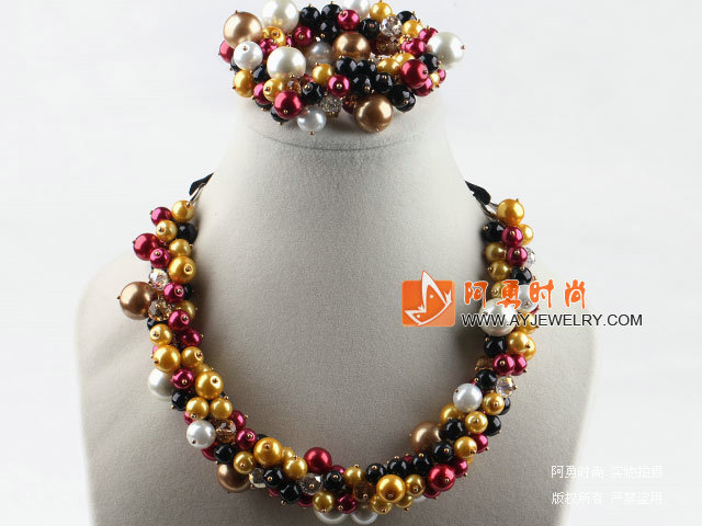 饰品编号:T400  我们主要经营 手链、项链、耳环、戒指、套链、吊坠、手机链、请方问我们的网站 www.ayjewelry.com