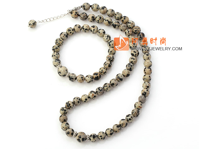 饰品编号:T673  我们主要经营 手链、项链、耳环、戒指、套链、吊坠、手机链、请方问我们的网站 www.ayjewelry.com