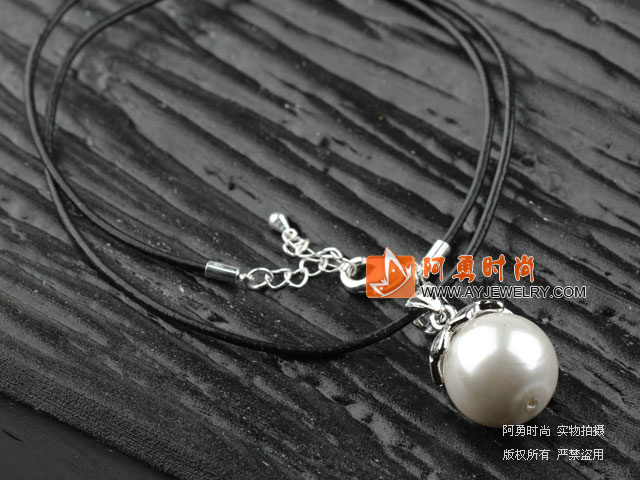 饰品编号:X2636  我们主要经营 手链、项链、耳环、戒指、套链、吊坠、手机链、请方问我们的网站 www.ayjewelry.com