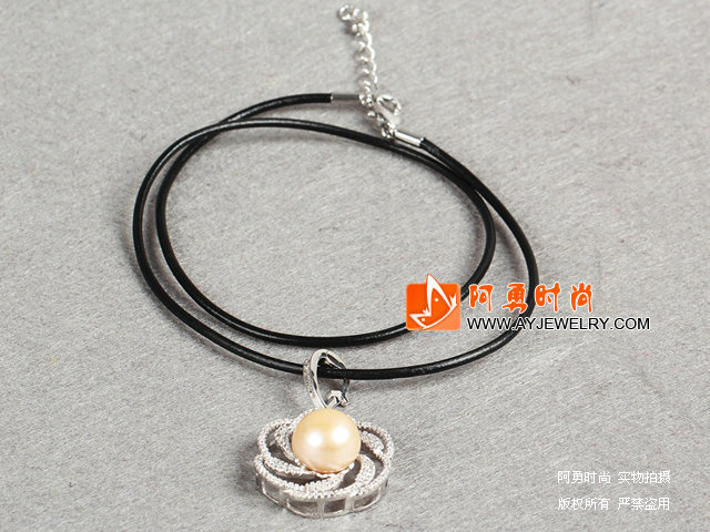 饰品编号:X4422  我们主要经营 手链、项链、耳环、戒指、套链、吊坠、手机链、请方问我们的网站 www.ayjewelry.com