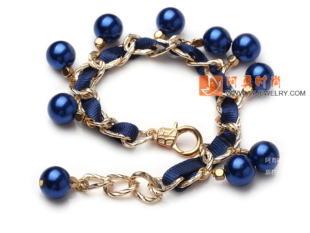 饰品编号:Y3023  我们主要经营 手链、项链、耳环、戒指、套链、吊坠、手机链、请方问我们的网站 www.ayjewelry.com