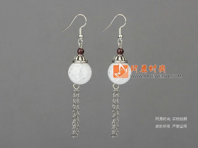饰品编号:E103  我们主要经营 手链、项链、耳环、戒指、套链、吊坠、手机链、请方问我们的网站 www.ayjewelry.com