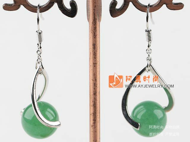 饰品编号:E1071  我们主要经营 手链、项链、耳环、戒指、套链、吊坠、手机链、请方问我们的网站 www.ayjewelry.com