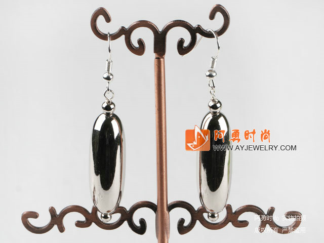饰品编号:E1217  我们主要经营 手链、项链、耳环、戒指、套链、吊坠、手机链、请方问我们的网站 www.ayjewelry.com