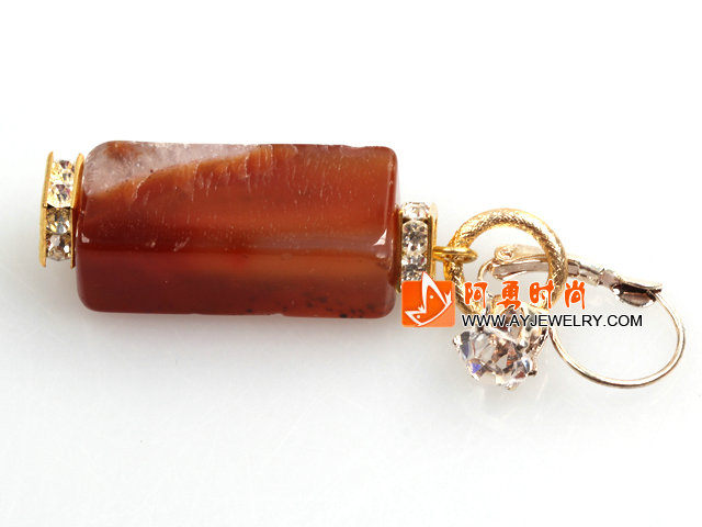 饰品编号:E208  我们主要经营 手链、项链、耳环、戒指、套链、吊坠、手机链、请方问我们的网站 www.ayjewelry.com
