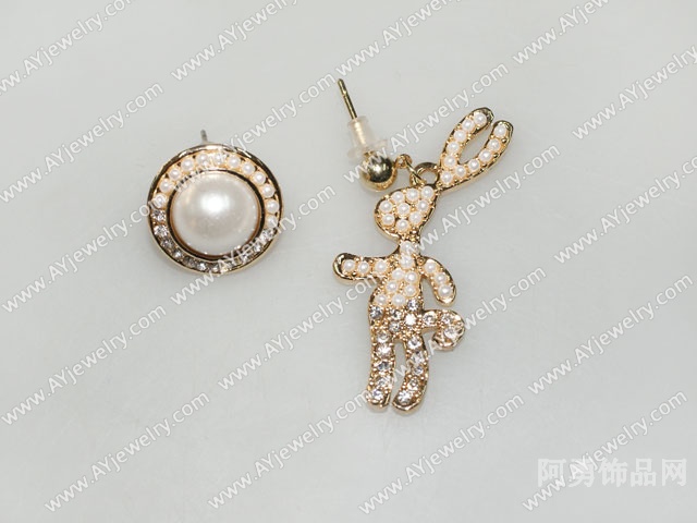 饰品编号:E722  我们主要经营 手链、项链、耳环、戒指、套链、吊坠、手机链、请方问我们的网站 www.ayjewelry.com