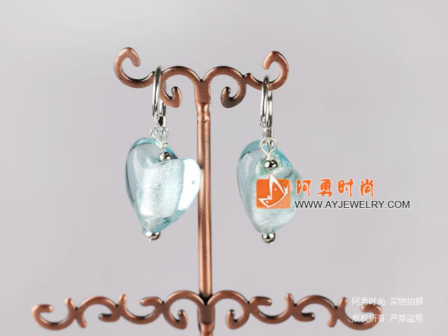 琉璃桃心耳环