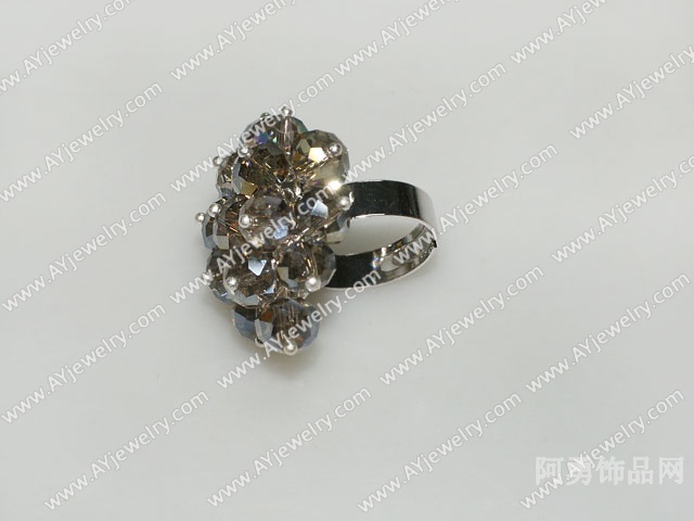 饰品编号:H33  我们主要经营 手链、项链、耳环、戒指、套链、吊坠、手机链、请方问我们的网站 www.ayjewelry.com