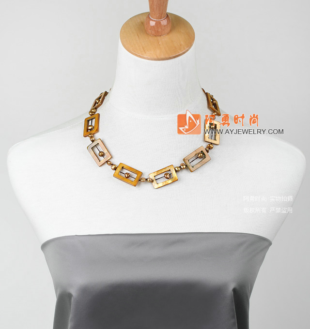 饰品编号:T109  我们主要经营 手链、项链、耳环、戒指、套链、吊坠、手机链、请方问我们的网站 www.ayjewelry.com