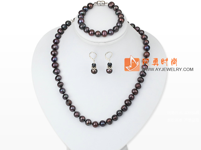 饰品编号:T39  我们主要经营 手链、项链、耳环、戒指、套链、吊坠、手机链、请方问我们的网站 www.ayjewelry.com