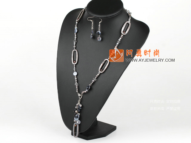 饰品编号:T7  我们主要经营 手链、项链、耳环、戒指、套链、吊坠、手机链、请方问我们的网站 www.ayjewelry.com