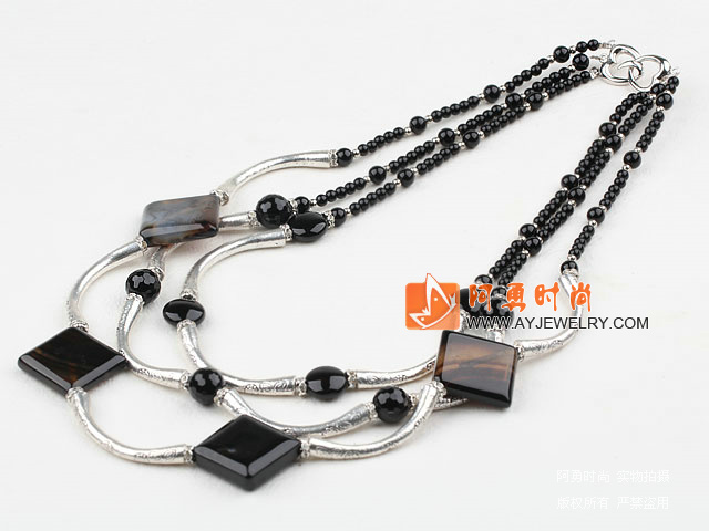 饰品编号:X1815  我们主要经营 手链、项链、耳环、戒指、套链、吊坠、手机链、请方问我们的网站 www.ayjewelry.com