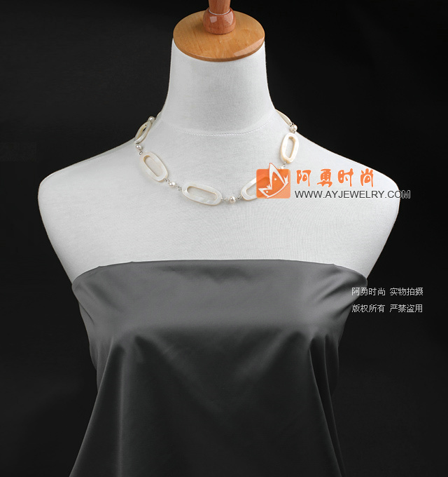 饰品编号:X2156  我们主要经营 手链、项链、耳环、戒指、套链、吊坠、手机链、请方问我们的网站 www.ayjewelry.com