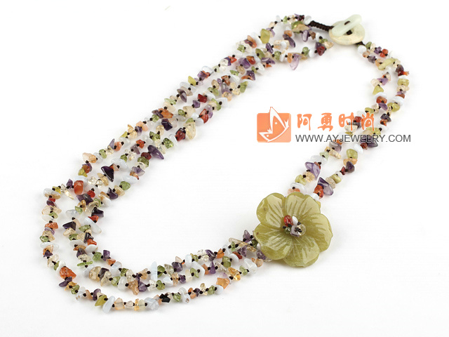七彩碎石柠檬玉花项链