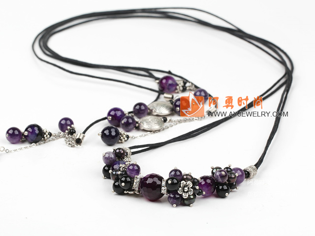 饰品编号:X883  我们主要经营 手链、项链、耳环、戒指、套链、吊坠、手机链、请方问我们的网站 www.ayjewelry.com