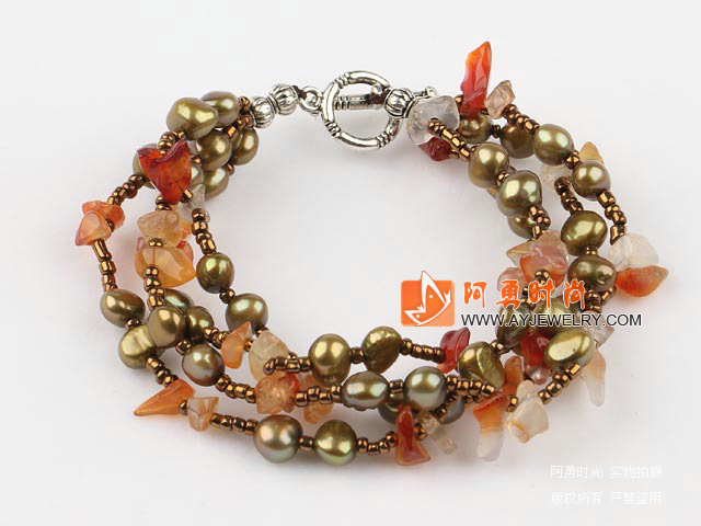 饰品编号:Y201  我们主要经营 手链、项链、耳环、戒指、套链、吊坠、手机链、请方问我们的网站 www.ayjewelry.com