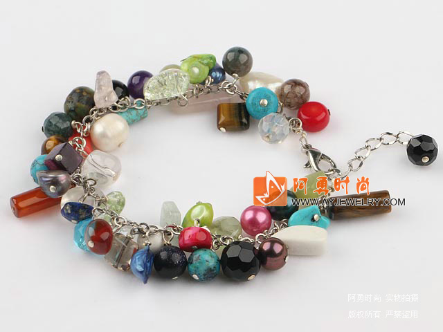 饰品编号:Y221  我们主要经营 手链、项链、耳环、戒指、套链、吊坠、手机链、请方问我们的网站 www.ayjewelry.com