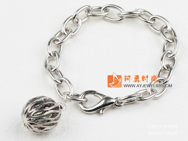饰品编号:Y313  我们主要经营 手链、项链、耳环、戒指、套链、吊坠、手机链、请方问我们的网站 www.ayjewelry.com