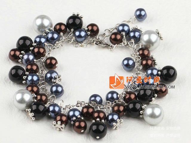 饰品编号:Y517  我们主要经营 手链、项链、耳环、戒指、套链、吊坠、手机链、请方问我们的网站 www.ayjewelry.com