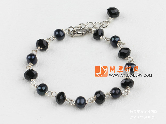 饰品编号:Y531  我们主要经营 手链、项链、耳环、戒指、套链、吊坠、手机链、请方问我们的网站 www.ayjewelry.com