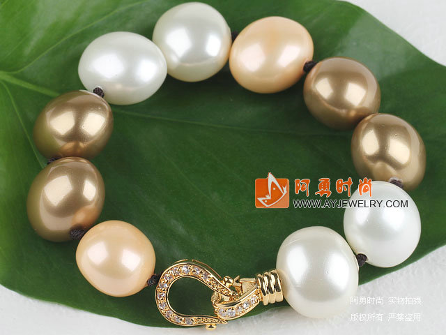 饰品编号:Y578  我们主要经营 手链、项链、耳环、戒指、套链、吊坠、手机链、请方问我们的网站 www.ayjewelry.com