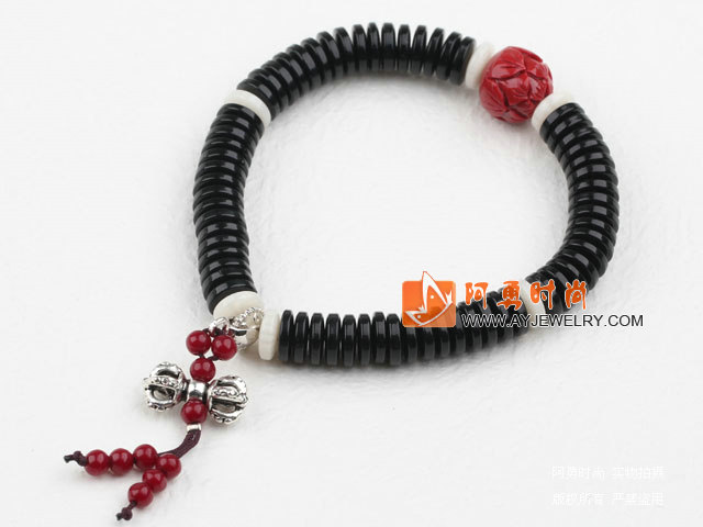 饰品编号:Y625  我们主要经营 手链、项链、耳环、戒指、套链、吊坠、手机链、请方问我们的网站 www.ayjewelry.com