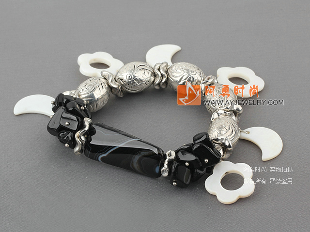 饰品编号:Y63  我们主要经营 手链、项链、耳环、戒指、套链、吊坠、手机链、请方问我们的网站 www.ayjewelry.com