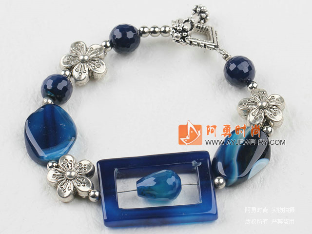 饰品编号:Y716  我们主要经营 手链、项链、耳环、戒指、套链、吊坠、手机链、请方问我们的网站 www.ayjewelry.com