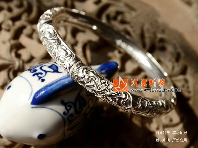 饰品编号:C67  我们主要经营 手链、项链、耳环、戒指、套链、吊坠、手机链、请方问我们的网站 www.ayjewelry.com