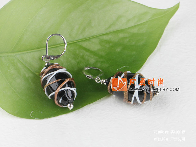 饰品编号:E1309  我们主要经营 手链、项链、耳环、戒指、套链、吊坠、手机链、请方问我们的网站 www.ayjewelry.com