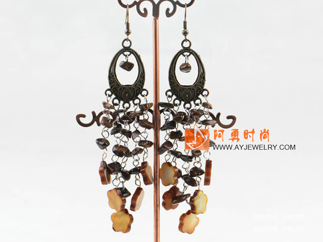 饰品编号:E1335  我们主要经营 手链、项链、耳环、戒指、套链、吊坠、手机链、请方问我们的网站 www.ayjewelry.com