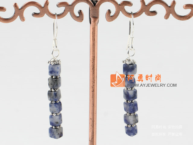 饰品编号:E1406  我们主要经营 手链、项链、耳环、戒指、套链、吊坠、手机链、请方问我们的网站 www.ayjewelry.com