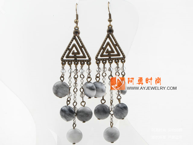 饰品编号:E1853  我们主要经营 手链、项链、耳环、戒指、套链、吊坠、手机链、请方问我们的网站 www.ayjewelry.com