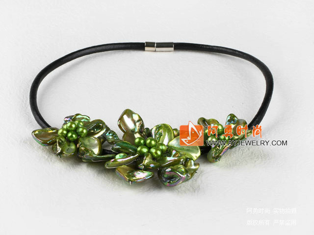 饰品编号:F92  我们主要经营 手链、项链、耳环、戒指、套链、吊坠、手机链、请方问我们的网站 www.ayjewelry.com