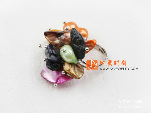 饰品编号:H109  我们主要经营 手链、项链、耳环、戒指、套链、吊坠、手机链、请方问我们的网站 www.ayjewelry.com