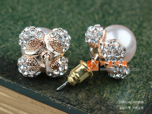 饰品编号:J151  我们主要经营 手链、项链、耳环、戒指、套链、吊坠、手机链、请方问我们的网站 www.ayjewelry.com