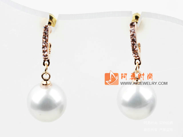 饰品编号:J157  我们主要经营 手链、项链、耳环、戒指、套链、吊坠、手机链、请方问我们的网站 www.ayjewelry.com