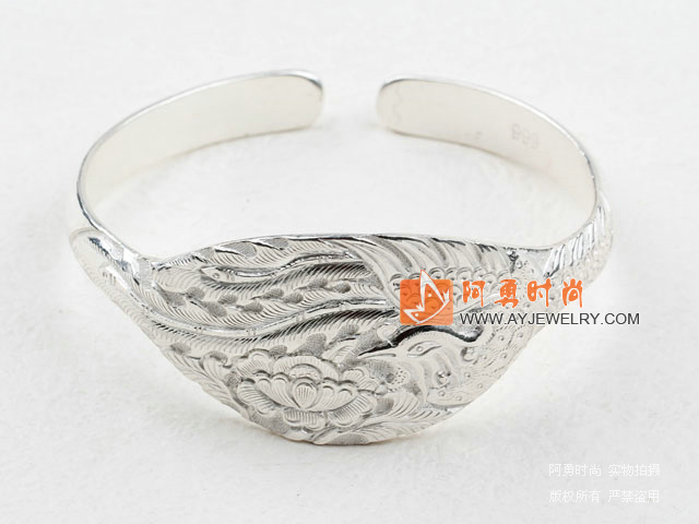 饰品编号:J196  我们主要经营 手链、项链、耳环、戒指、套链、吊坠、手机链、请方问我们的网站 www.ayjewelry.com