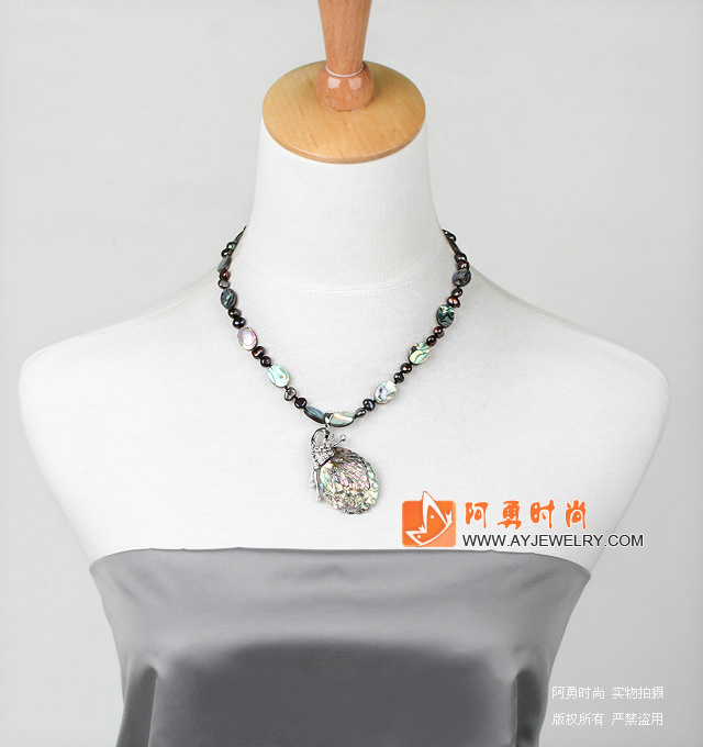 饰品编号:L1007  我们主要经营 手链、项链、耳环、戒指、套链、吊坠、手机链、请方问我们的网站 www.ayjewelry.com