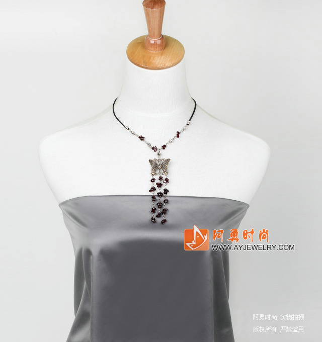 饰品编号:L1054  我们主要经营 手链、项链、耳环、戒指、套链、吊坠、手机链、请方问我们的网站 www.ayjewelry.com