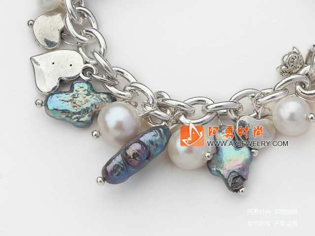饰品编号:L1103  我们主要经营 手链、项链、耳环、戒指、套链、吊坠、手机链、请方问我们的网站 www.ayjewelry.com
