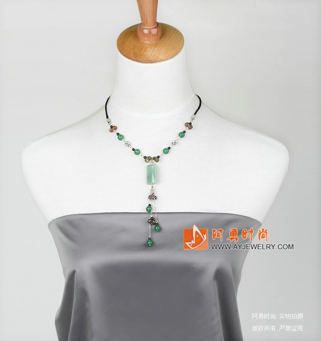 饰品编号:L1114  我们主要经营 手链、项链、耳环、戒指、套链、吊坠、手机链、请方问我们的网站 www.ayjewelry.com