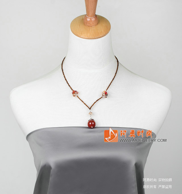 饰品编号:L1124  我们主要经营 手链、项链、耳环、戒指、套链、吊坠、手机链、请方问我们的网站 www.ayjewelry.com