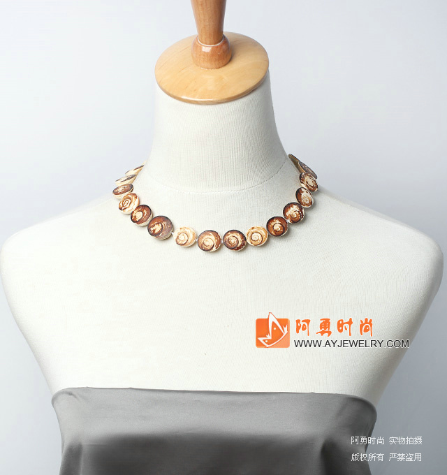 饰品编号:L1293  我们主要经营 手链、项链、耳环、戒指、套链、吊坠、手机链、请方问我们的网站 www.ayjewelry.com