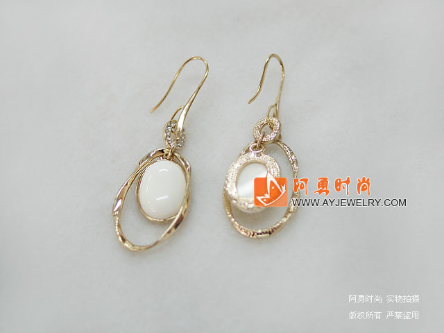 饰品编号:L323  我们主要经营 手链、项链、耳环、戒指、套链、吊坠、手机链、请方问我们的网站 www.ayjewelry.com