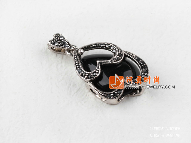饰品编号:L388  我们主要经营 手链、项链、耳环、戒指、套链、吊坠、手机链、请方问我们的网站 www.ayjewelry.com
